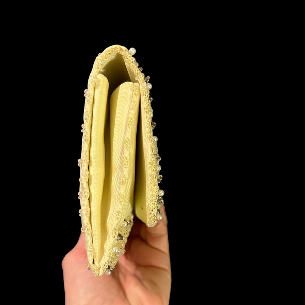 𝗩𝗶𝗻𝘁𝗮𝗴𝗲 𝗛𝗮𝗻𝗱 𝗺𝗮𝗱𝗲 𝗲𝘃𝗲𝗻𝗶𝗻𝗴 𝗽𝘂𝗿𝘀𝗲 - Picture 3 of 8